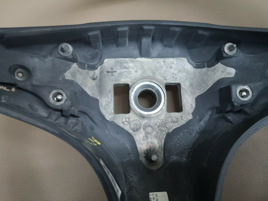 09-13 Mercedes Benz Carbon C63 AMG W204 Steering Wheel A20446019039E84