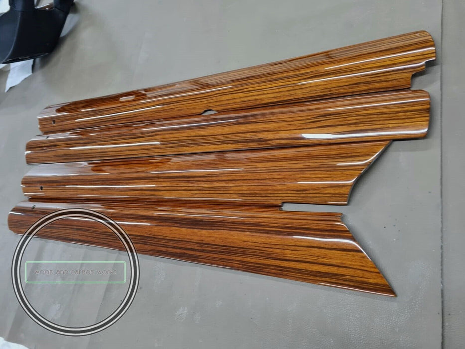 Mercedes Holzleisten für W123 Zebrano W123 Holzleisten für 4-Türer...